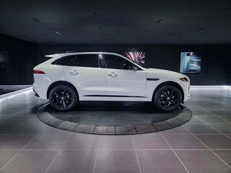 2026 Jaguar F-Pace - Image 4 of 20