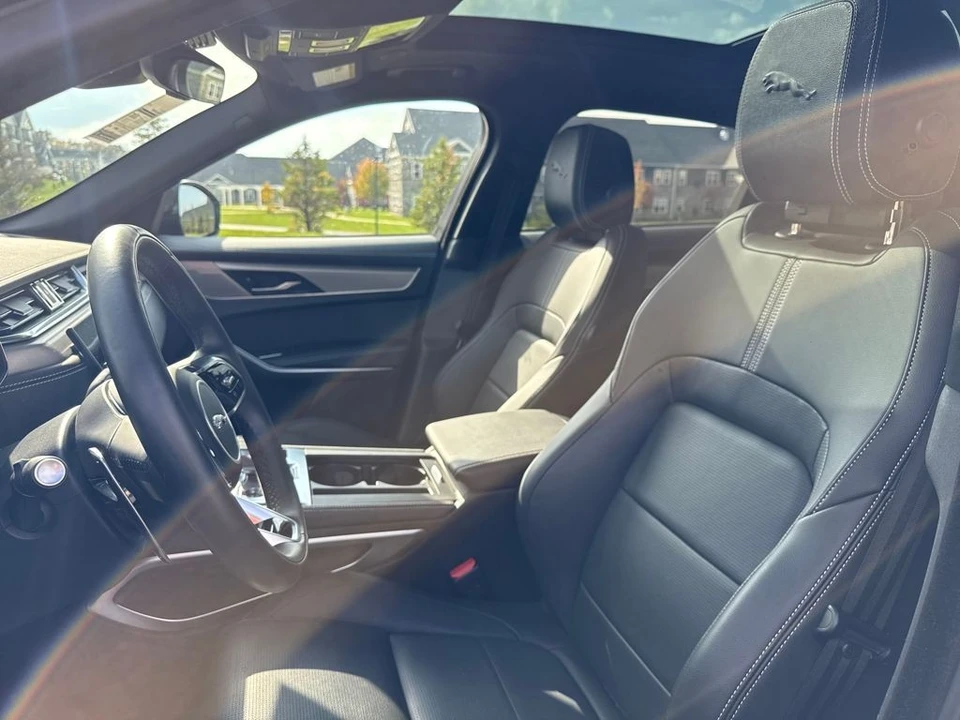 2026 Jaguar F-Pace - Image 12 of 12