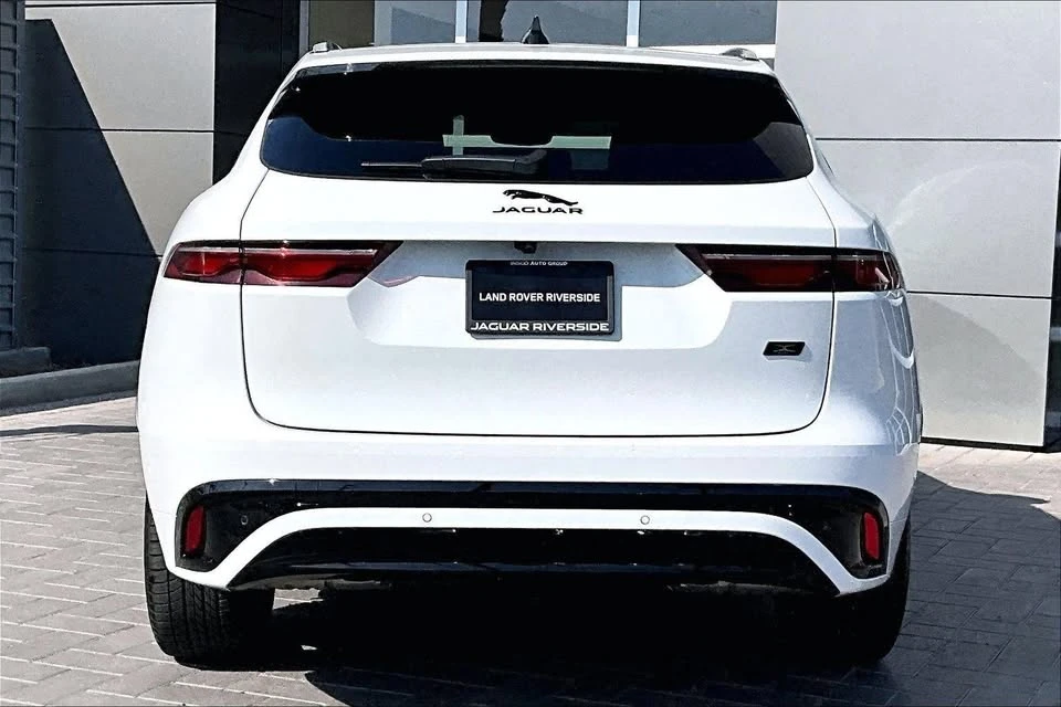 2026 Jaguar F-Pace - Image 3 of 13