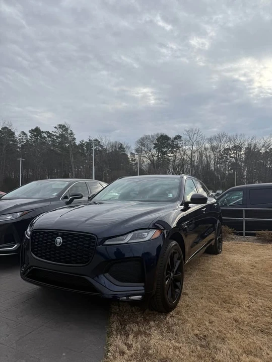2026 Jaguar F-Pace - Image 2 of 10
