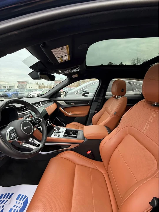 2026 Jaguar F-Pace - Image 5 of 10