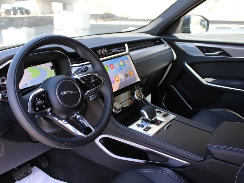 2026 Jaguar F-Pace - Image 6 of 17