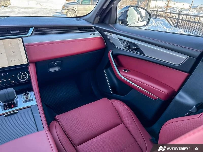 2026 Jaguar F-Pace - Image 20 of 20