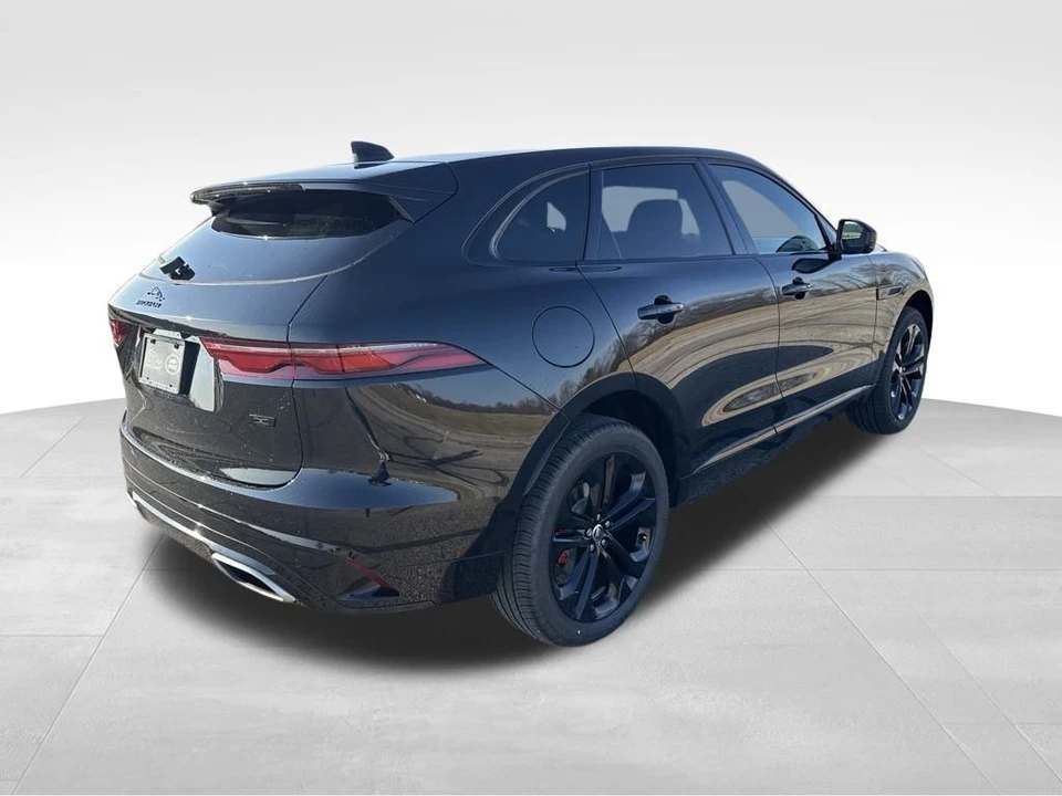 2026 Jaguar F-Pace - Image 7 of 12