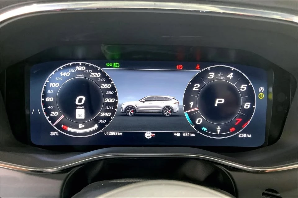 2026 Jaguar F-Pace - Image 17 of 20