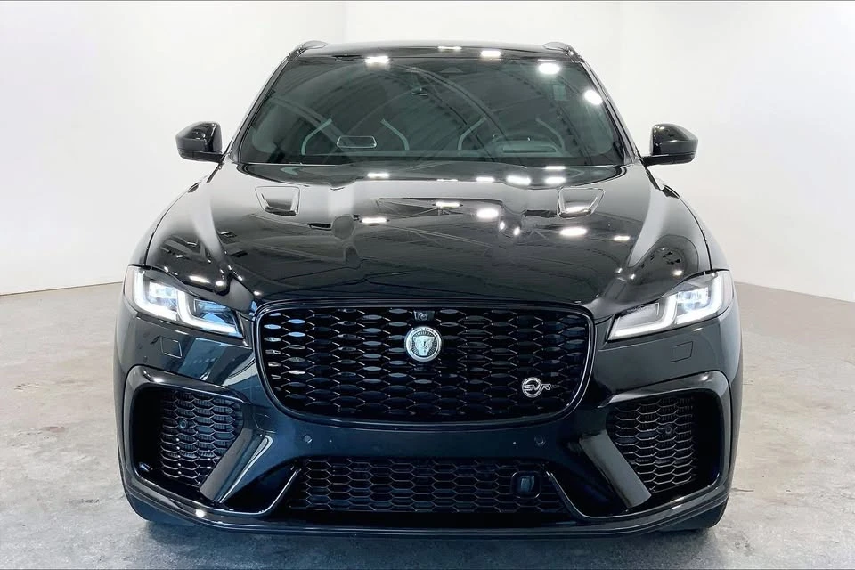 2026 Jaguar F-Pace - Image 2 of 20