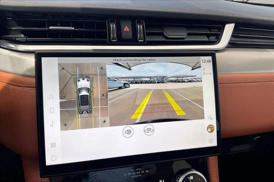 2026 Jaguar F-Pace - Image 8 of 18