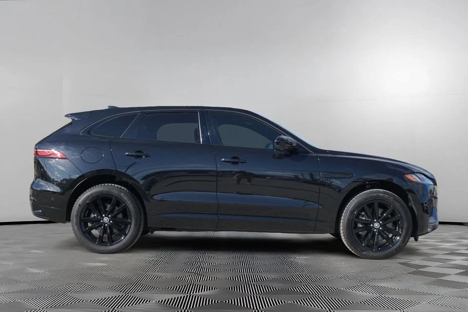 2026 Jaguar F-Pace - Image 4 of 10