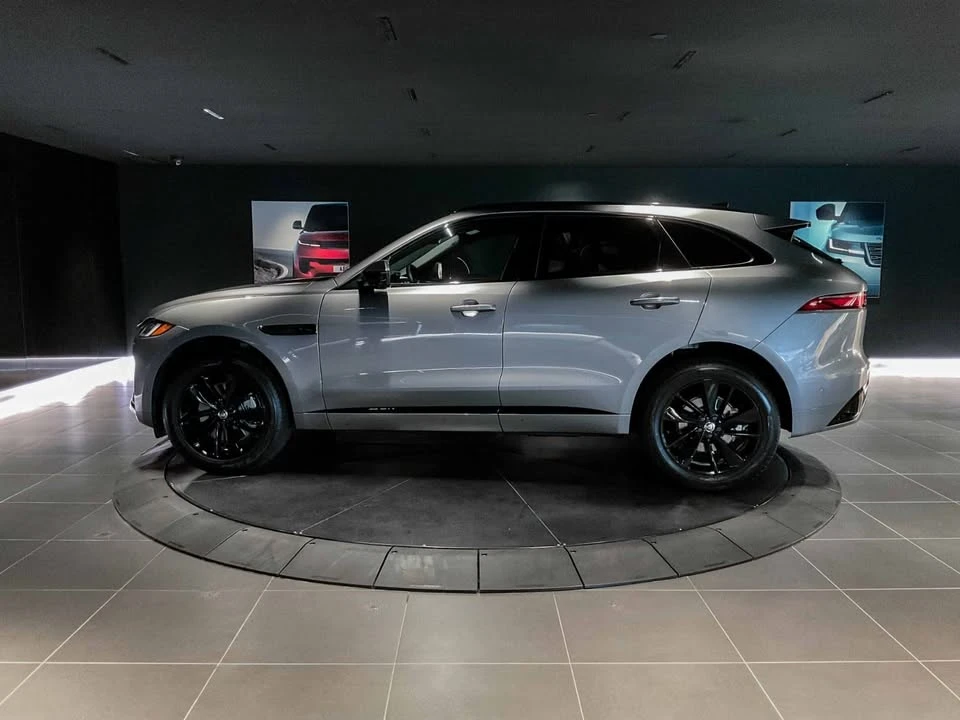 2026 Jaguar F-Pace - Image 4 of 19