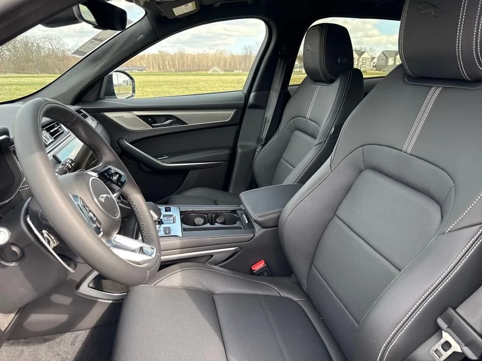 2026 Jaguar F-Pace - Image 11 of 12