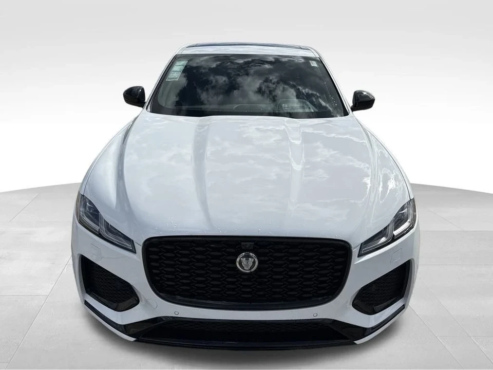2026 Jaguar F-Pace - Image 4 of 12