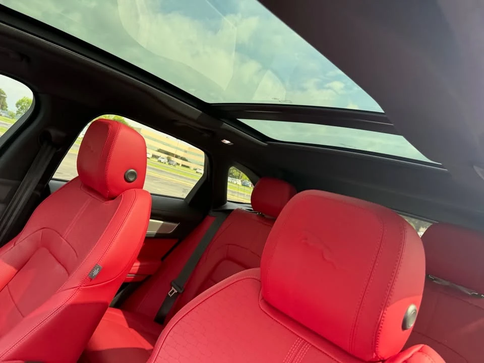 2026 Jaguar F-Pace - Image 7 of 19
