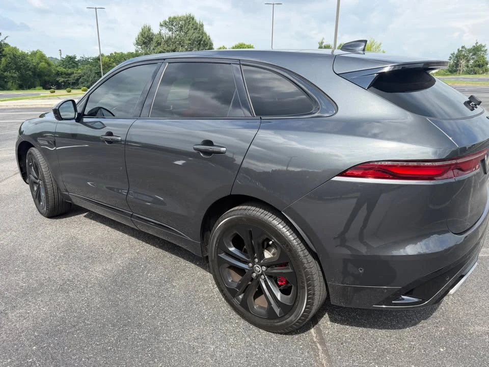 2026 Jaguar F-Pace - Image 3 of 19
