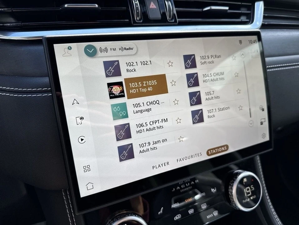 2026 Jaguar F-Pace - Image 10 of 18
