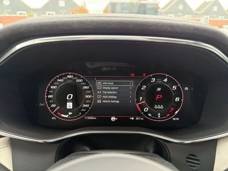 2026 Jaguar F-Pace - Image 9 of 17