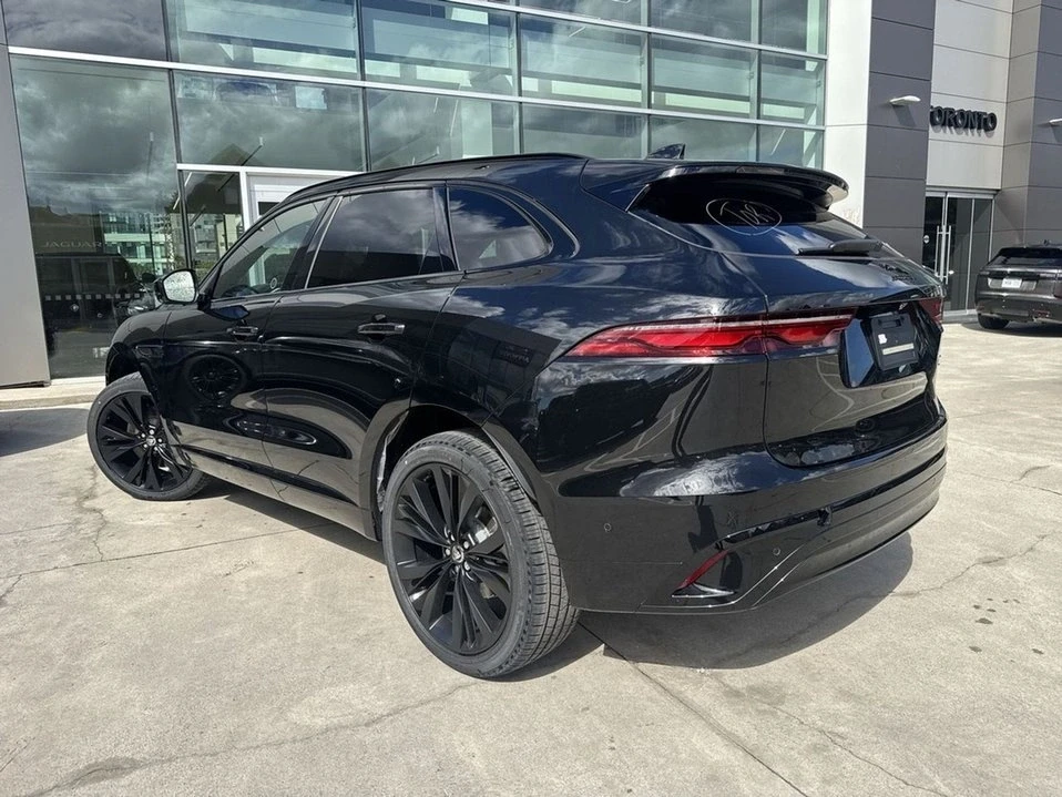 2026 Jaguar F-Pace - Image 3 of 18
