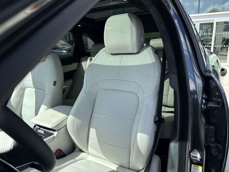 2026 Jaguar F-Pace - Image 5 of 18