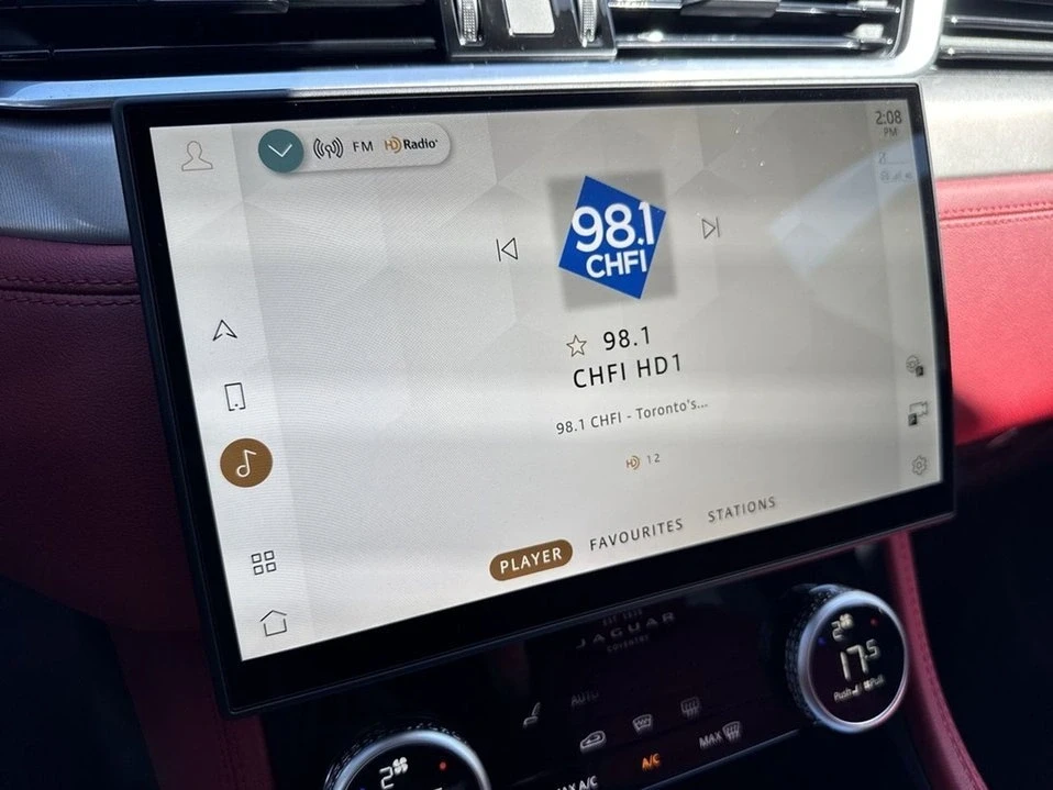 2026 Jaguar F-Pace - Image 10 of 18