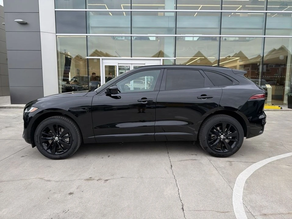 2026 Jaguar F-Pace - Image 2 of 18