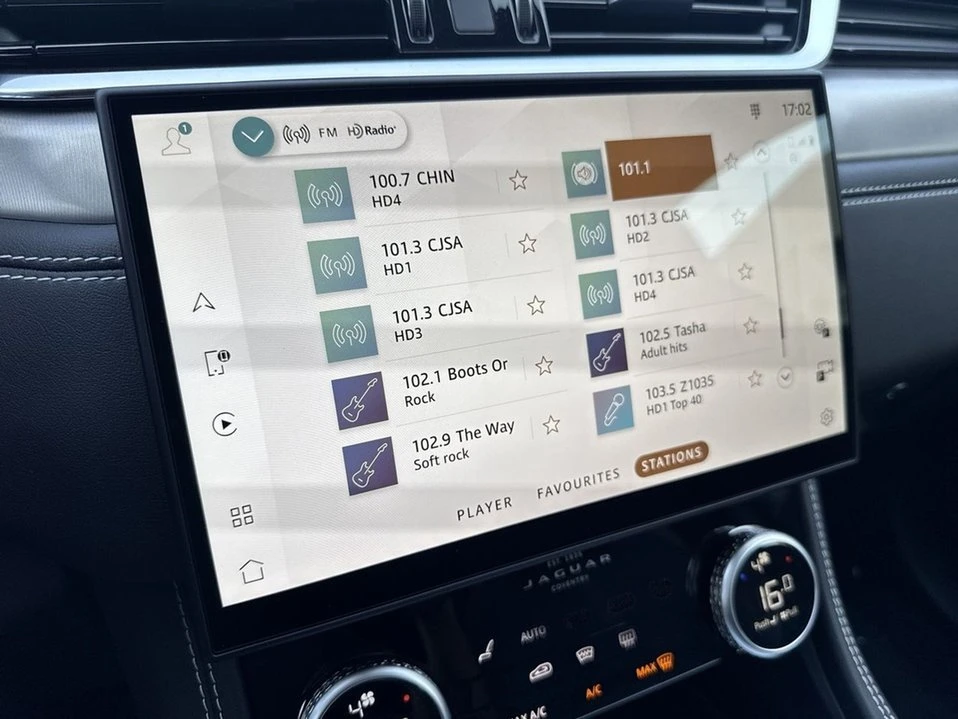 2026 Jaguar F-Pace - Image 10 of 18