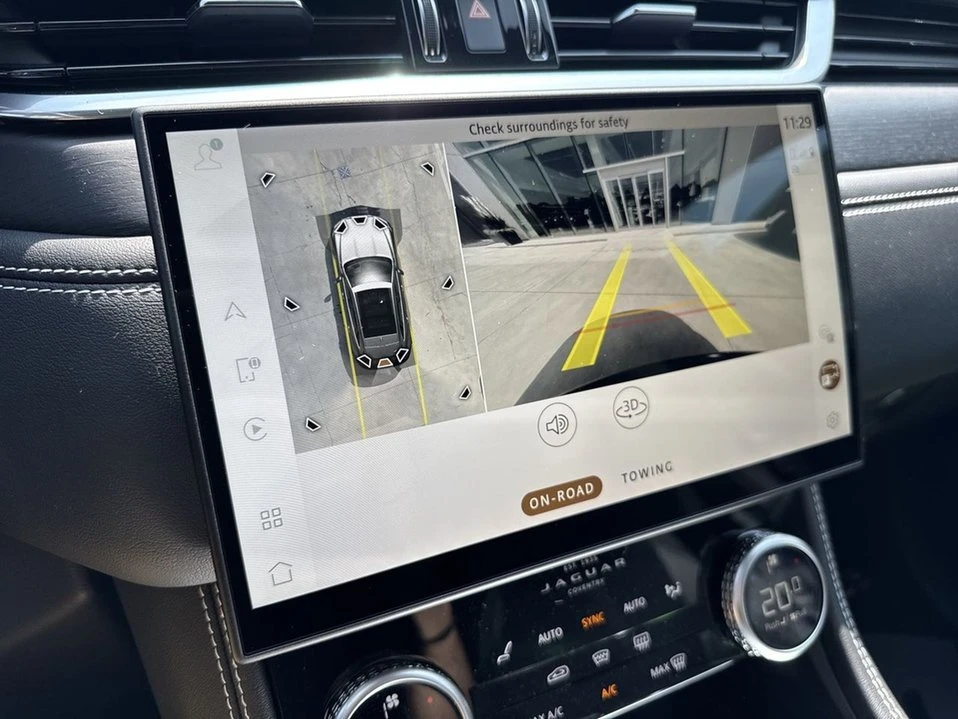 2026 Jaguar F-Pace - Image 11 of 18