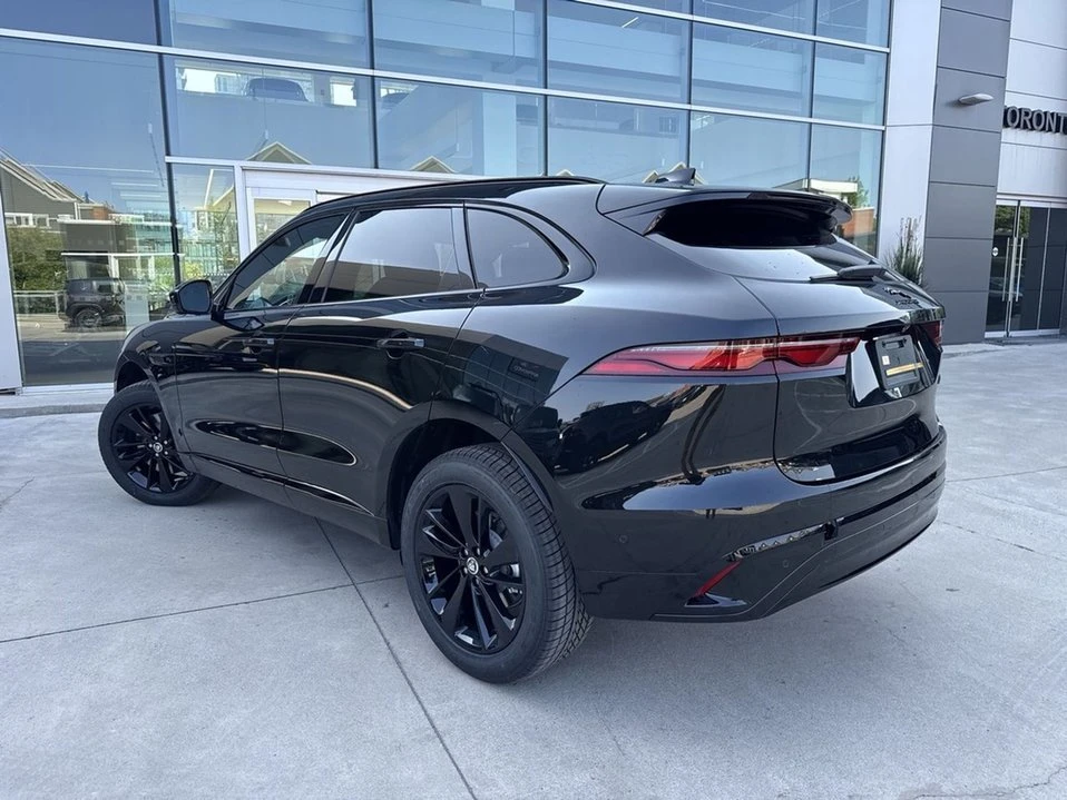 2026 Jaguar F-Pace - Image 3 of 18