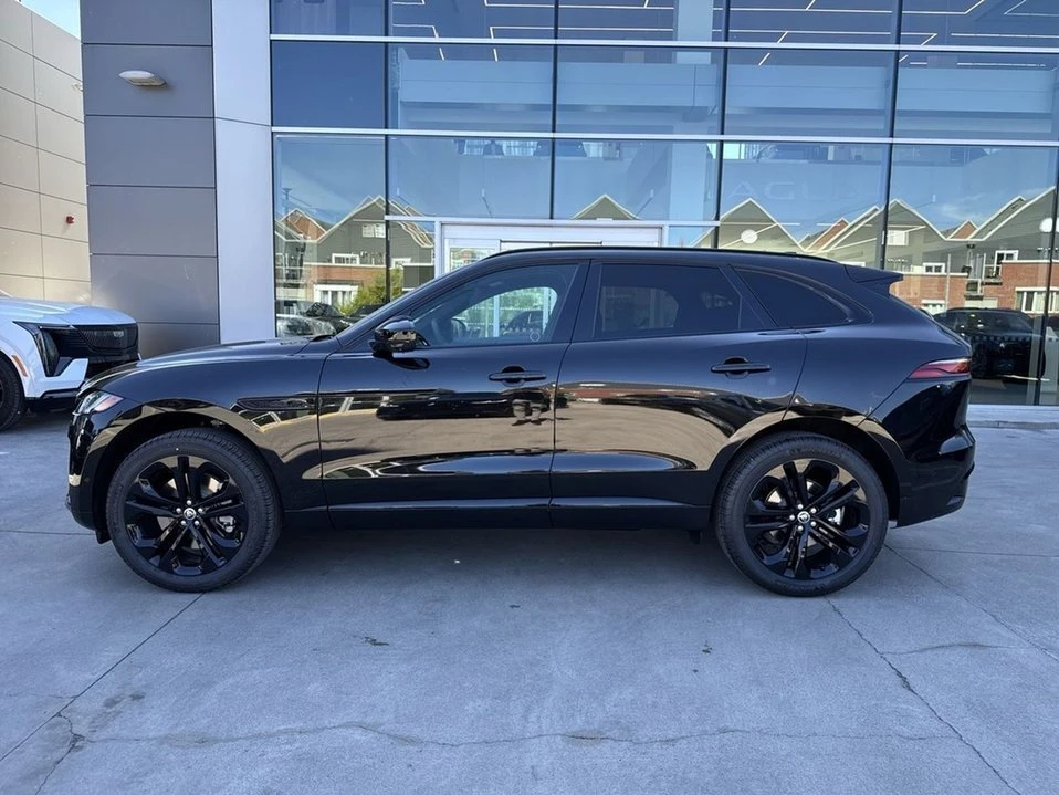 2026 Jaguar F-Pace - Image 2 of 18