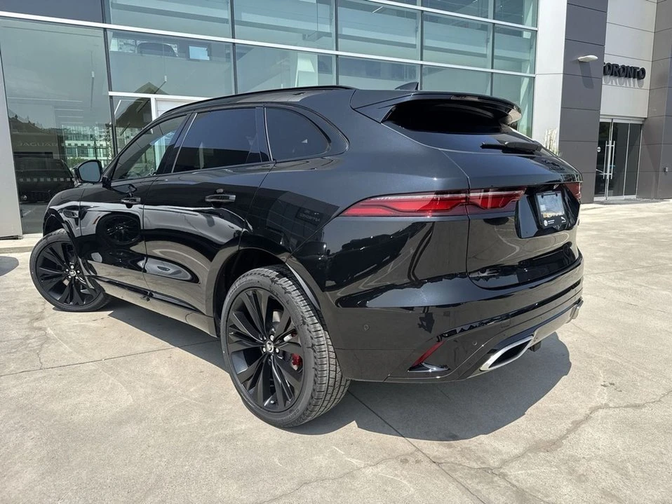 2026 Jaguar F-Pace - Image 3 of 18