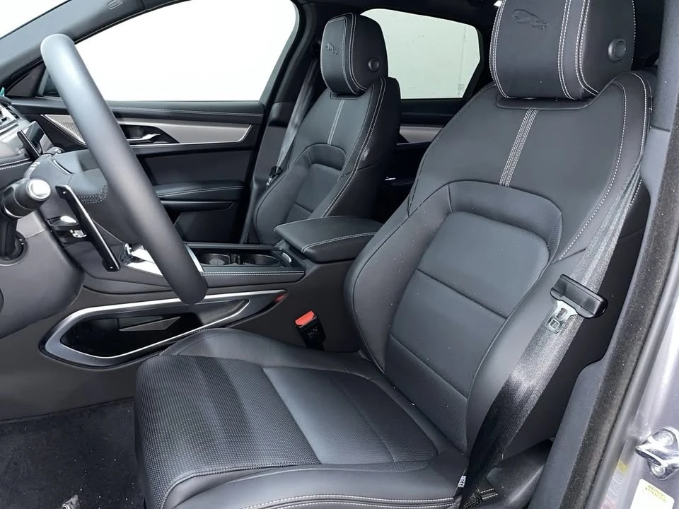 2026 Jaguar F-Pace - Image 19 of 20