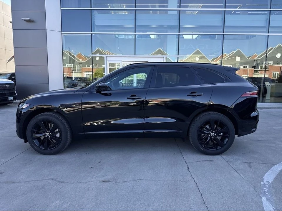 2026 Jaguar F-Pace - Image 2 of 18