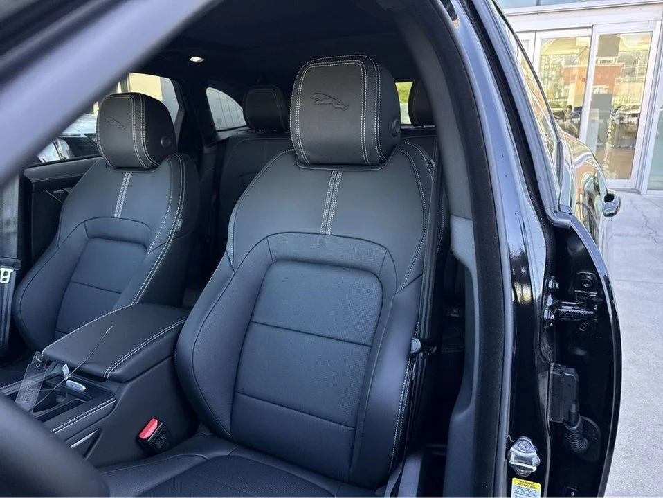 2026 Jaguar F-Pace - Image 5 of 18