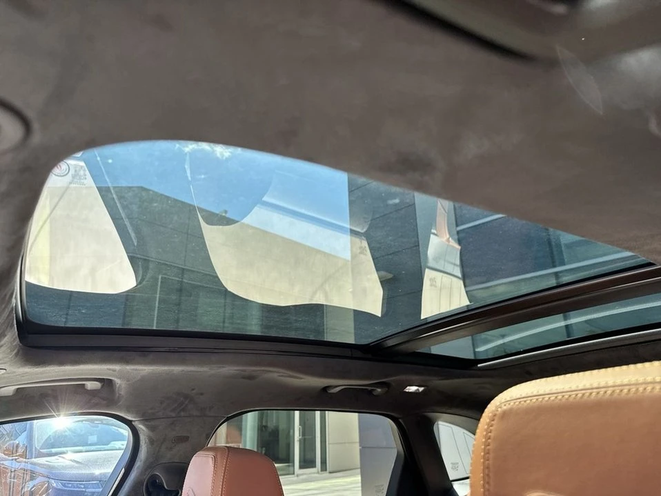 2026 Jaguar F-Pace - Image 16 of 18