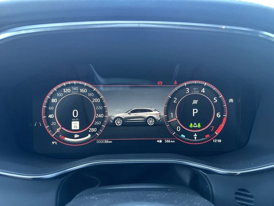 2026 Jaguar F-Pace - Image 9 of 18