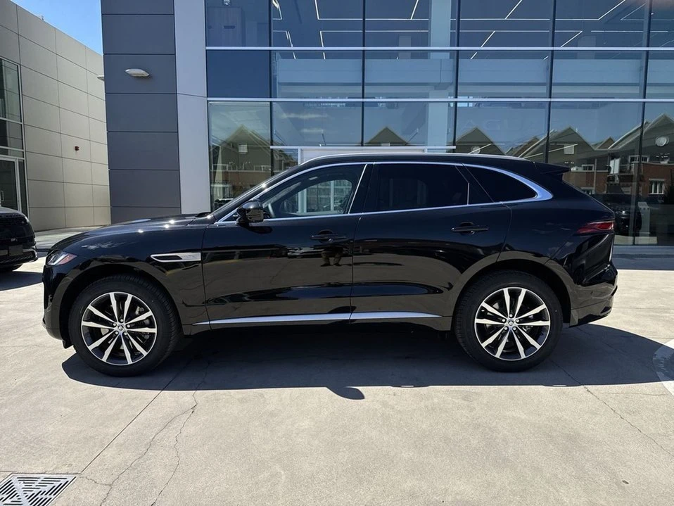 2026 Jaguar F-Pace - Image 2 of 18