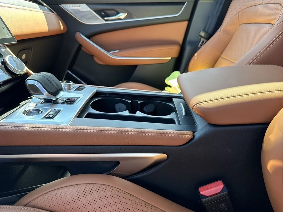 2026 Jaguar F-Pace - Image 15 of 18
