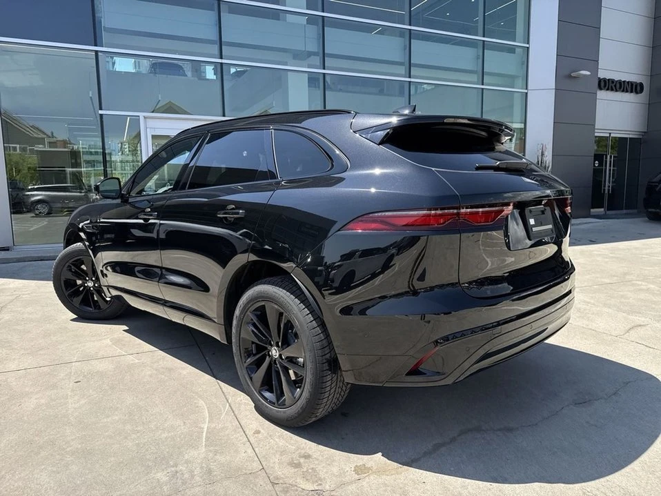 2026 Jaguar F-Pace - Image 3 of 18