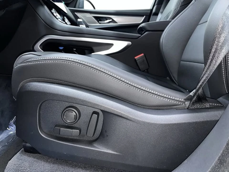 2026 Jaguar F-Pace - Image 20 of 20