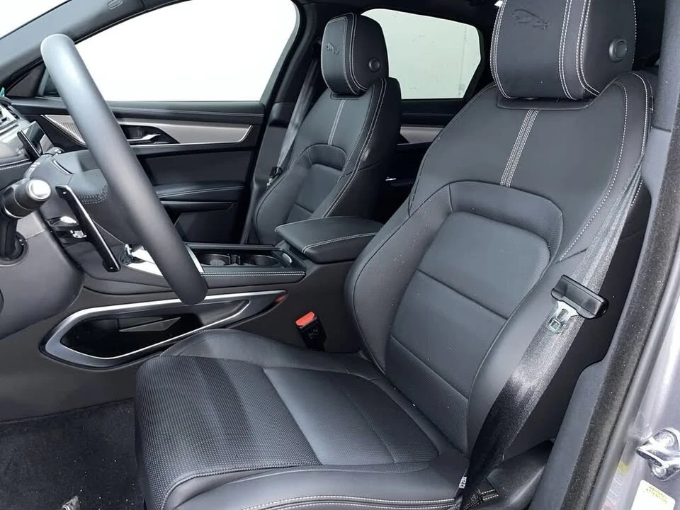 2026 Jaguar F-Pace - Image 19 of 20