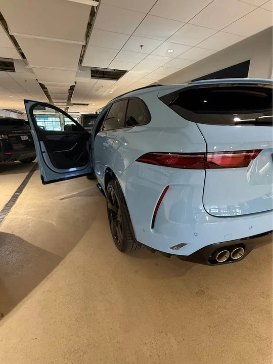 2026 Jaguar F-Pace SVR - Image 8 of 9