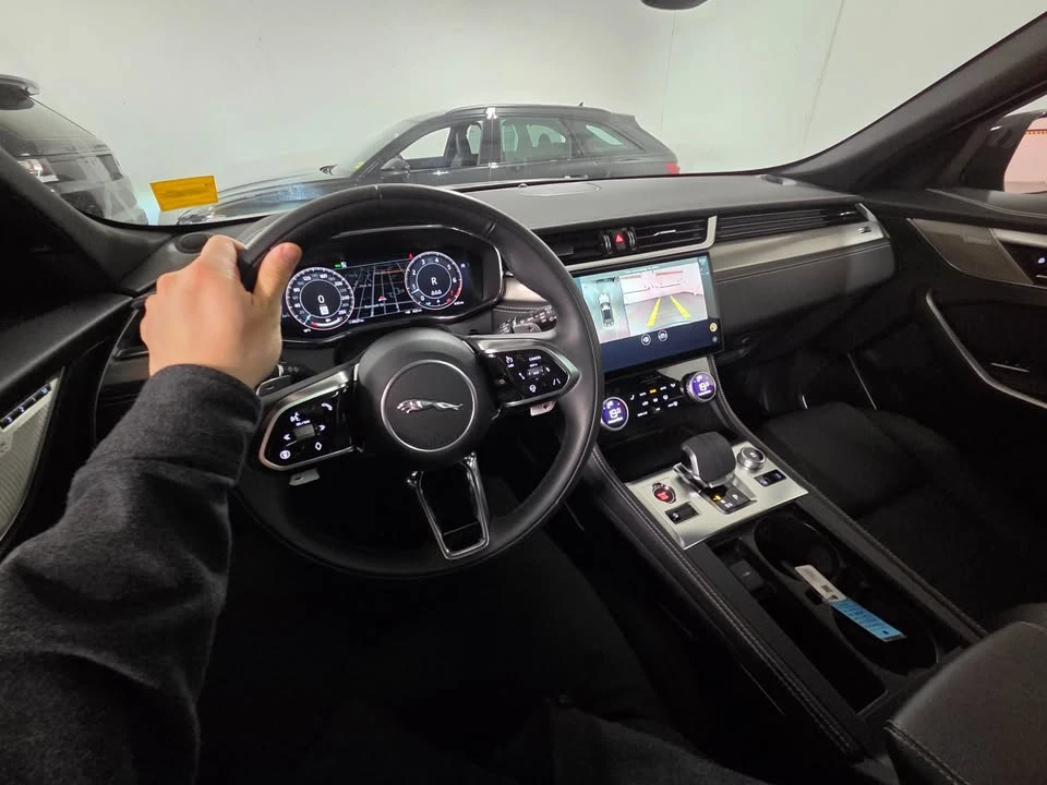 2026 Jaguar F-Pace - Image 20 of 20