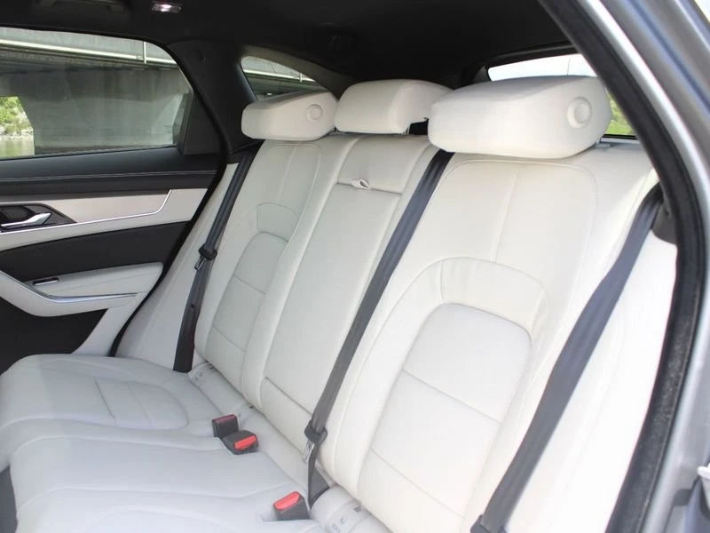 2026 Jaguar F-Pace - Image 12 of 14