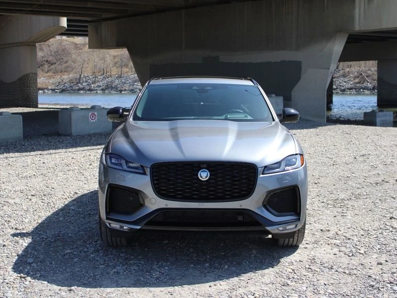 2026 Jaguar F-Pace - Image 2 of 17