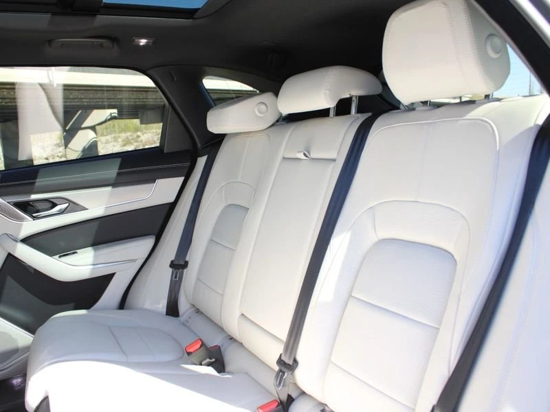 2026 Jaguar F-Pace - Image 15 of 17