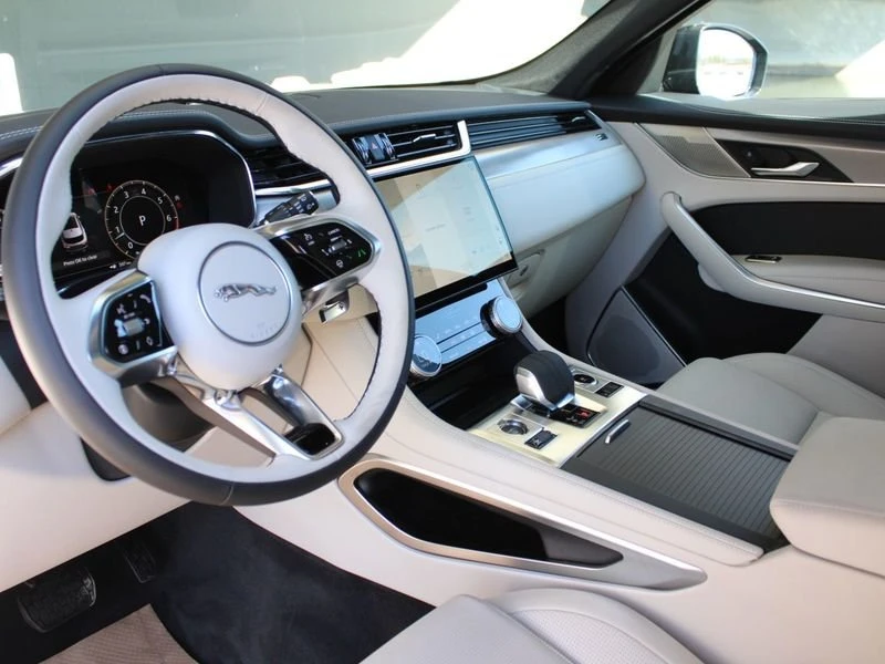 2026 Jaguar F-Pace - Image 6 of 17