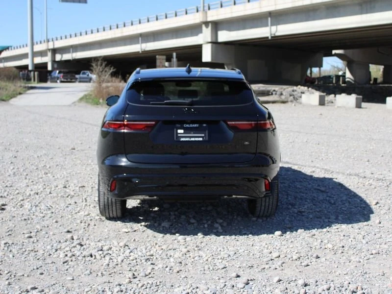 2026 Jaguar F-Pace - Image 4 of 17