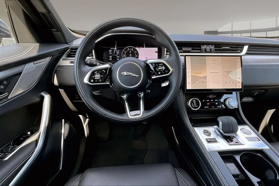 2026 Jaguar F-Pace - Image 5 of 11