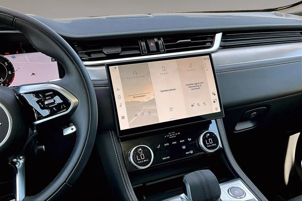 2026 Jaguar F-Pace - Image 6 of 11