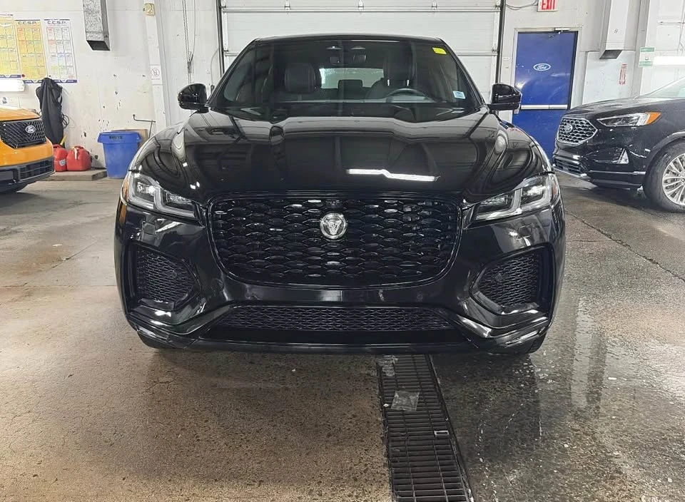 2026 Jaguar F-Pace - Image 2 of 14