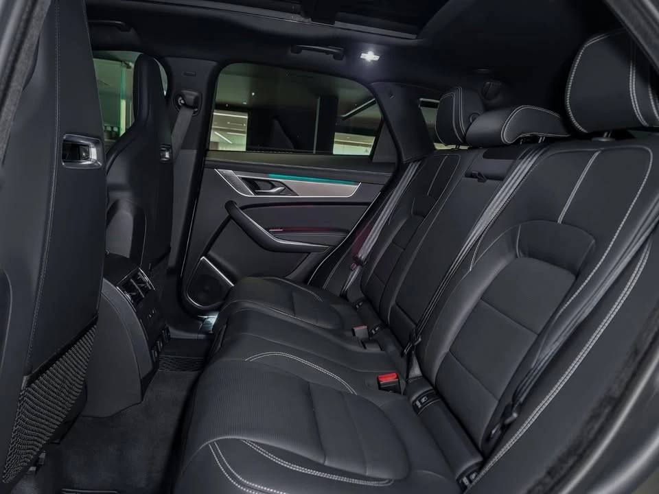 2026 Jaguar F-Pace - Image 20 of 20