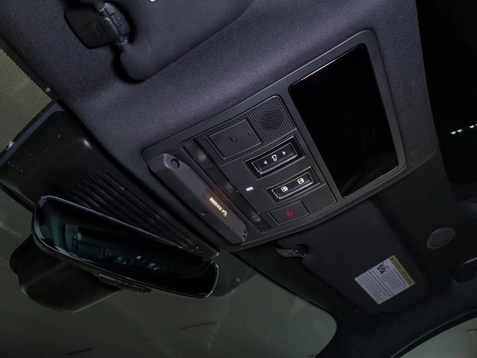 2026 Jaguar F-Pace - Image 18 of 20
